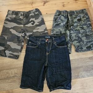 BUNDLE of 3 pairs of boys shorts